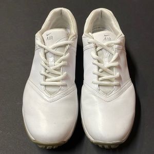 Nike women’s white leather golf shoes. Size 9.
